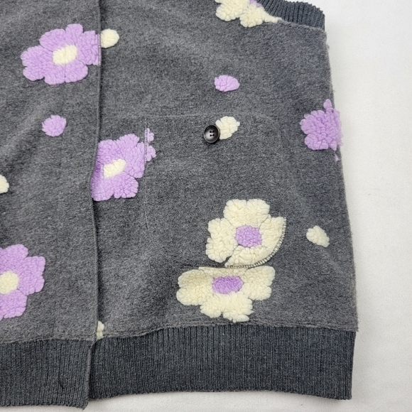 NWOT FreeBee felt / fleece floral pompom ribbed trim vest - Picture 2 of 6
